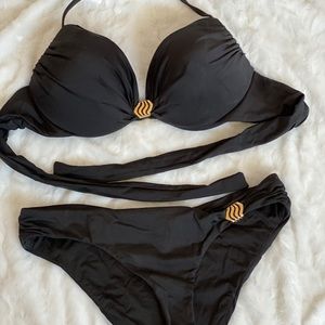 A.Che black bikini with gold detail